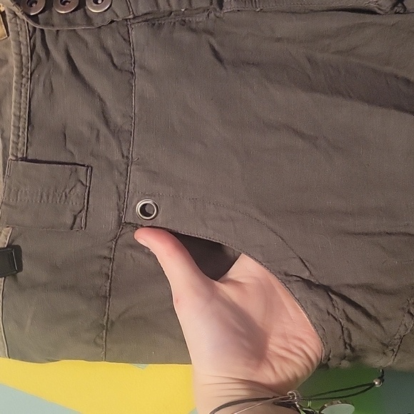 Gee Gee Sport Women's Green Cargo Style Pants Size 12 - Picture 3 of 10